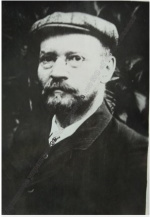 ЧАРУШНИКОВ АЛЕКСАНДР ПЕТРОВИЧ первый русский издатель произведений М.Горького.